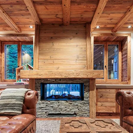 Five Bedrooms All With Fantastic Mountain Views Chamonix