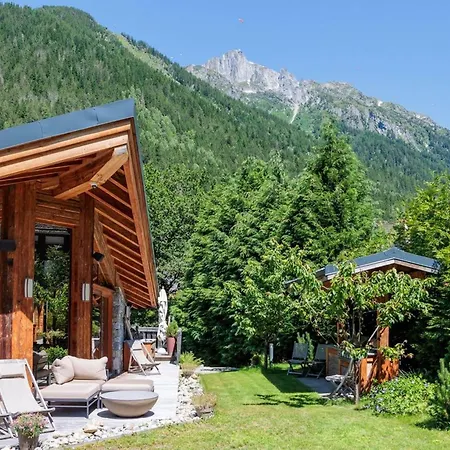 Five Bedrooms All With Fantastic Mountain Views Vakantiehuis Chamonix