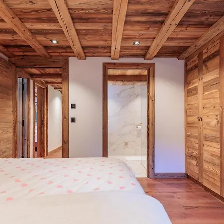 Five Bedrooms All With Fantastic Mountain Views Vakantiehuis